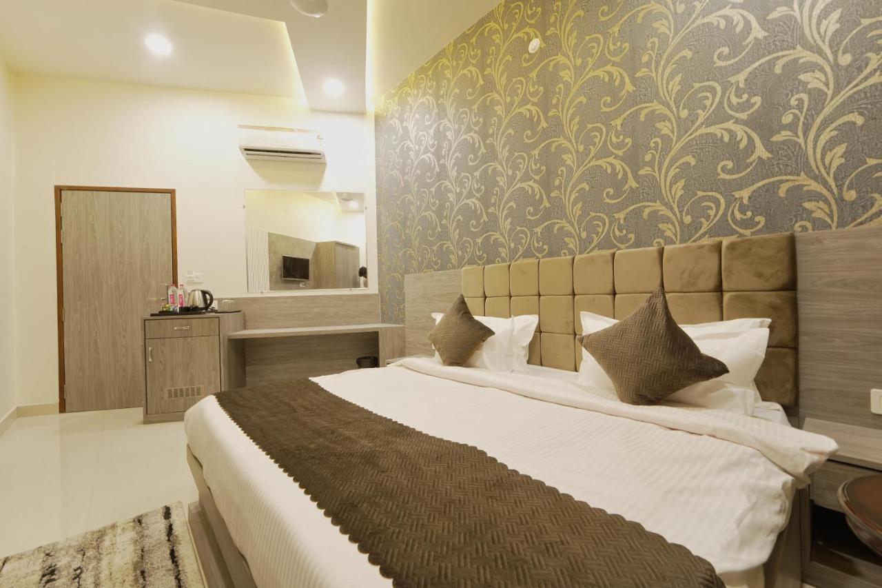 Hotel Ajmer Sheraton Exterior foto